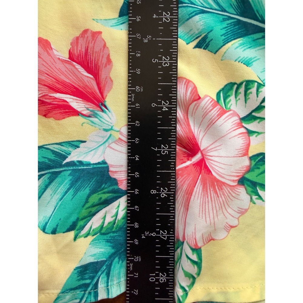 Tommy Bahama Blouse Womens Large Yellow Viscose Tropical Hibiscus Floral V-Neck - Picture 7 of 7